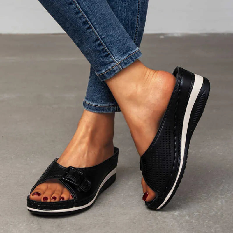 Adalicia® | Orthopedic Sandals With A Soft Footbed